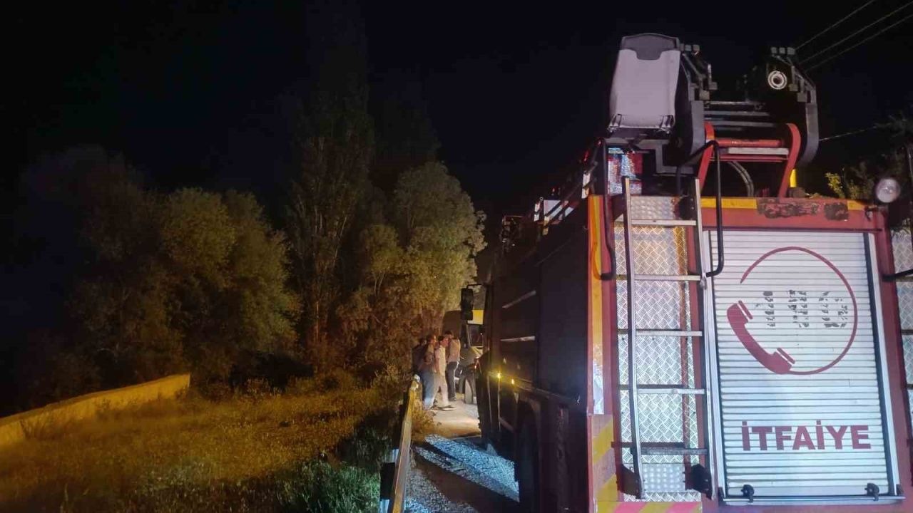 Müküs çayına düşen 16 yaşındaki kız çocuğu hayatını kaybetti
