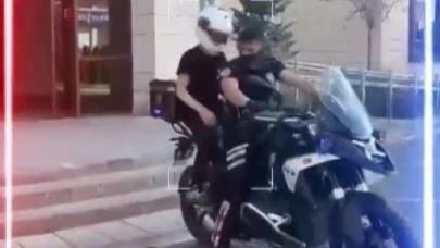 Sınava geç kalan öğrencilerin imdadına polis yetişti