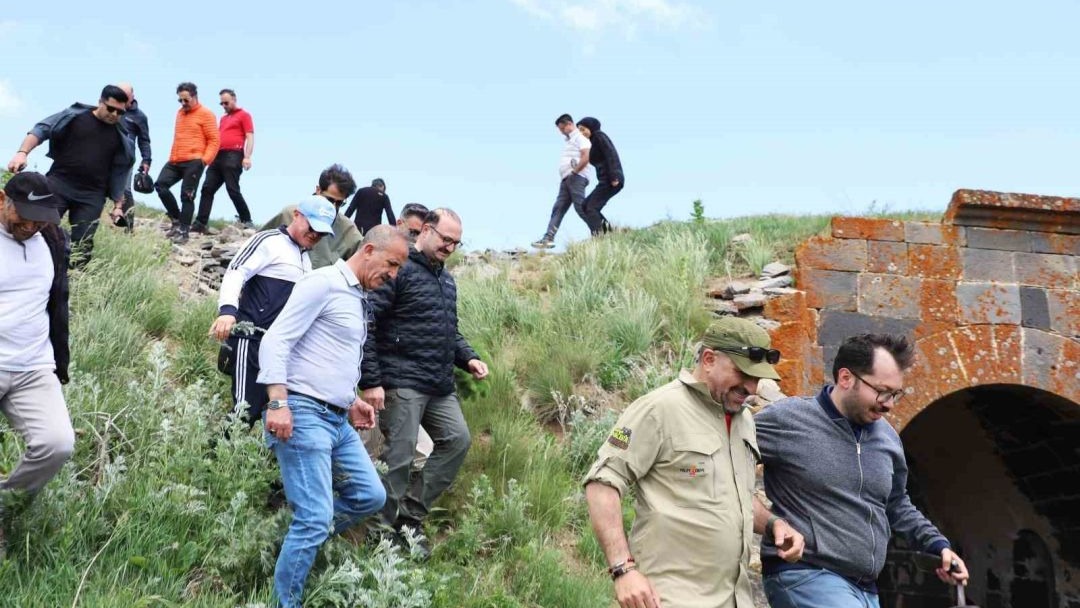 Erzurum'da duygulandıran etkinlik: Çobandede tabyasında anlamlı buluşma