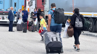 Ağrı Gürbulak Gümrük Kapısı’nda Yoğunluk