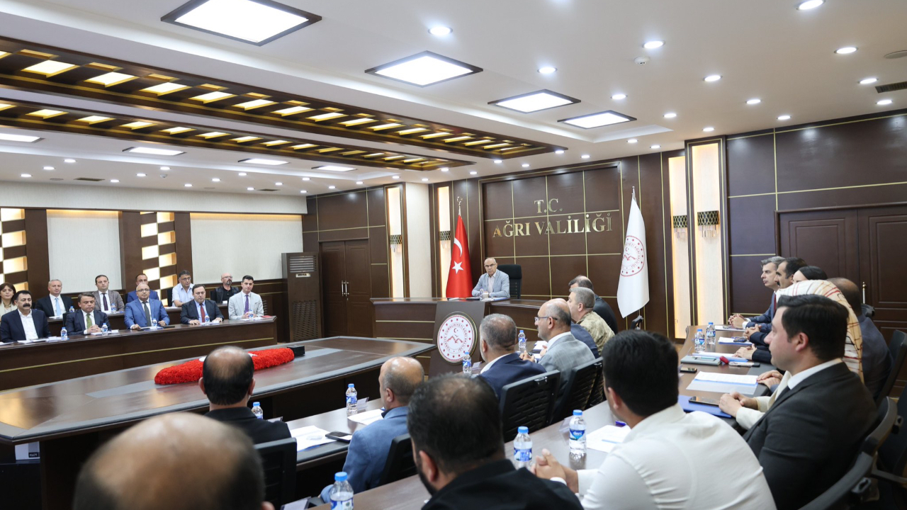 Ağrı’da İl Hayvan Koruma Kurulu Toplantısı Gerçekleştirildi