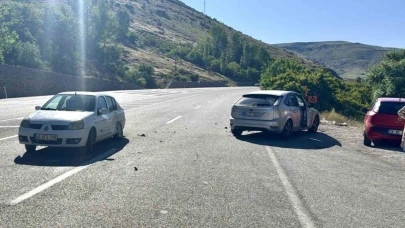 2 otomobilin karıştığı kazada 1 kişi yaralandı