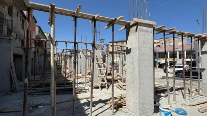 Patnos Belediye Başkanı Abdulhalik Taşkın Kasaplar Çarşısında İncelemelerde Bulundu