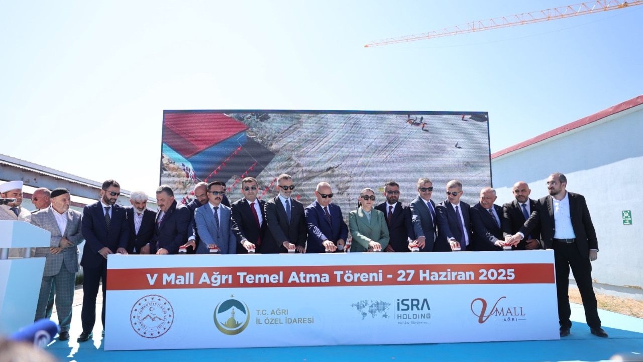 Ağrı’nın Yeni Yıldızı V Mall Karma Yaşam Projesi’nin Temeli Atıldı