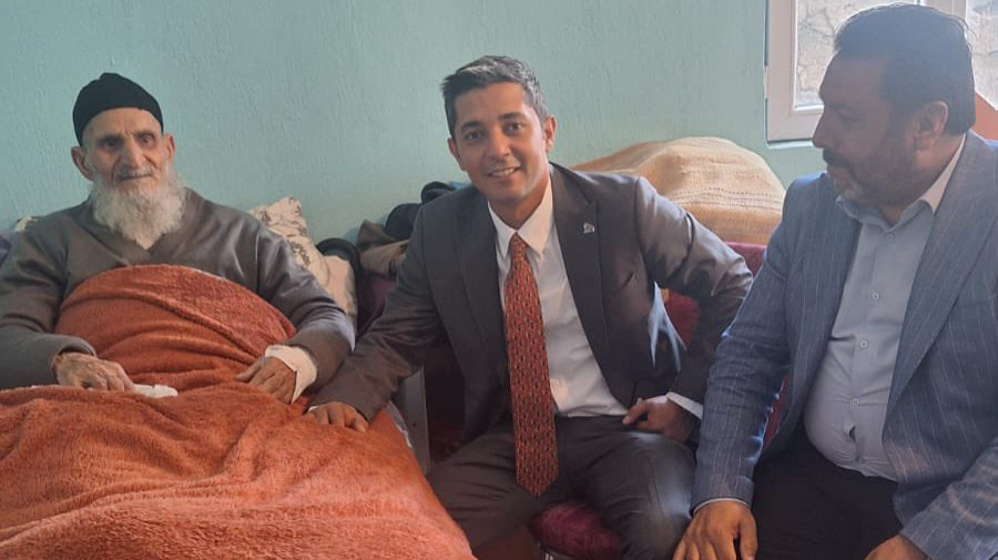 Hamur Kaymakamı Mahir, Vatandaşların Taleplerini Dinledi