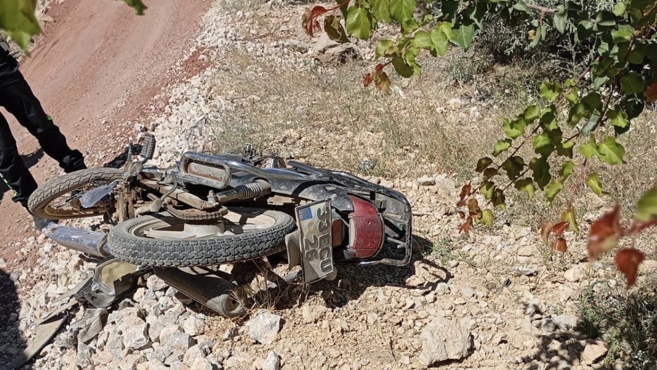 Beton mikreri bisiklete çarptı