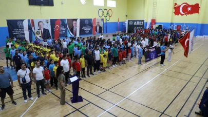 Ağrı’da Gençler ve Engelsiz Yürekler Aynı Çatıda Buluştu