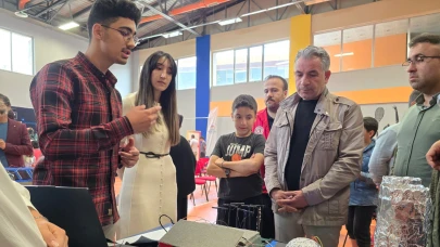 Ağrı Gençlik Merkezi’nde Deneyap Proje Şenliği Coşkusu