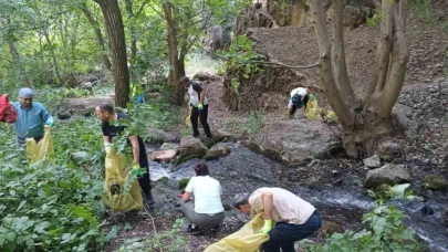 CİSAD gönüllüleri 33 çuval çöp topladı
