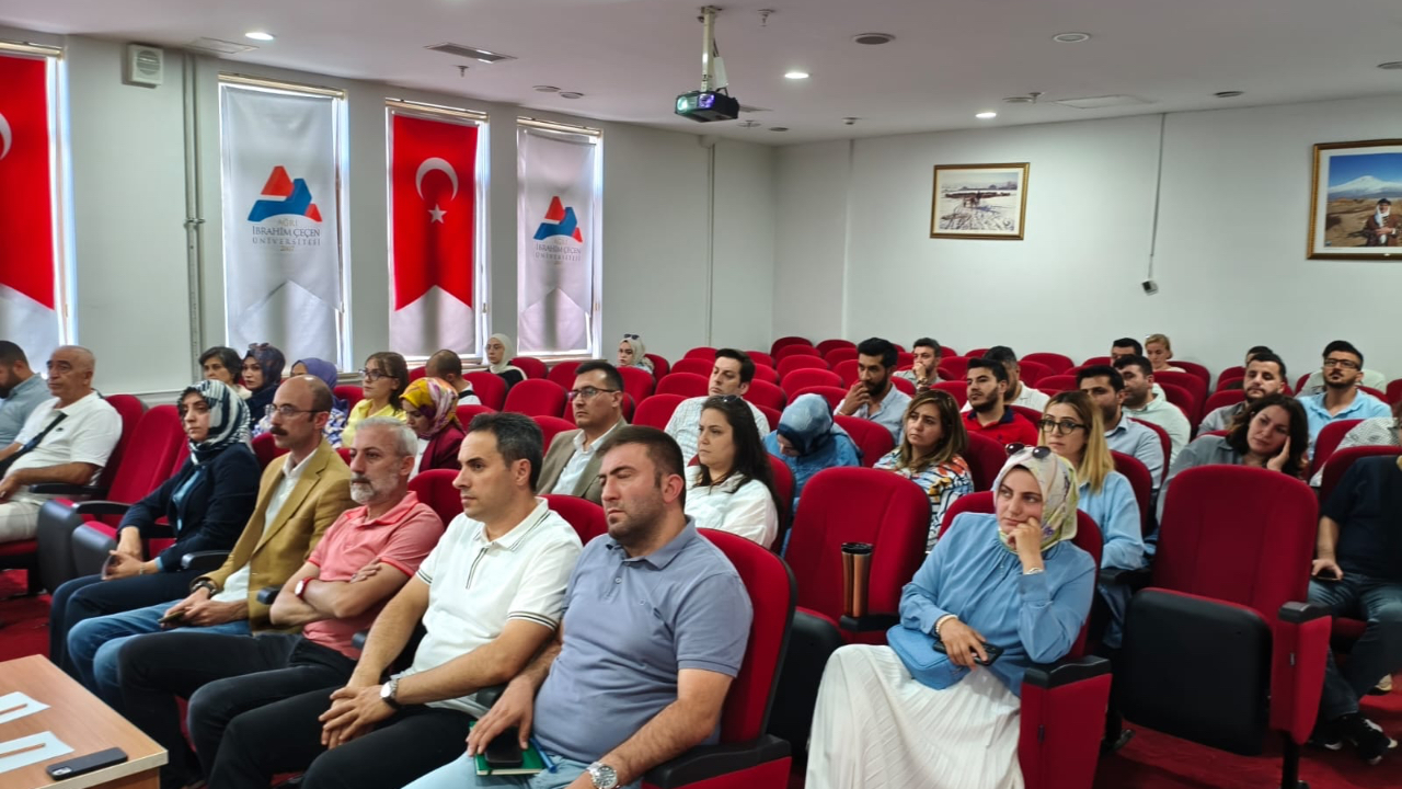 AİÇÜ’de Uluslararası Görünürlük ve Bilgilendirme Toplantısı Düzenlendi