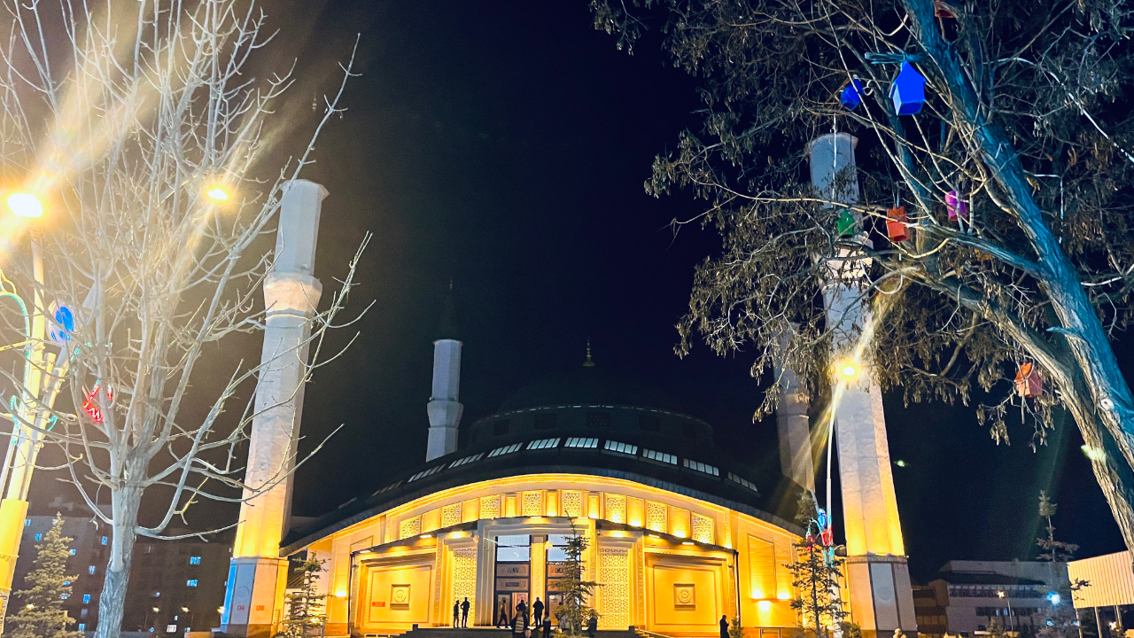 Ağrı’nın Gece Güzelliği Göz Kamaştırdı
