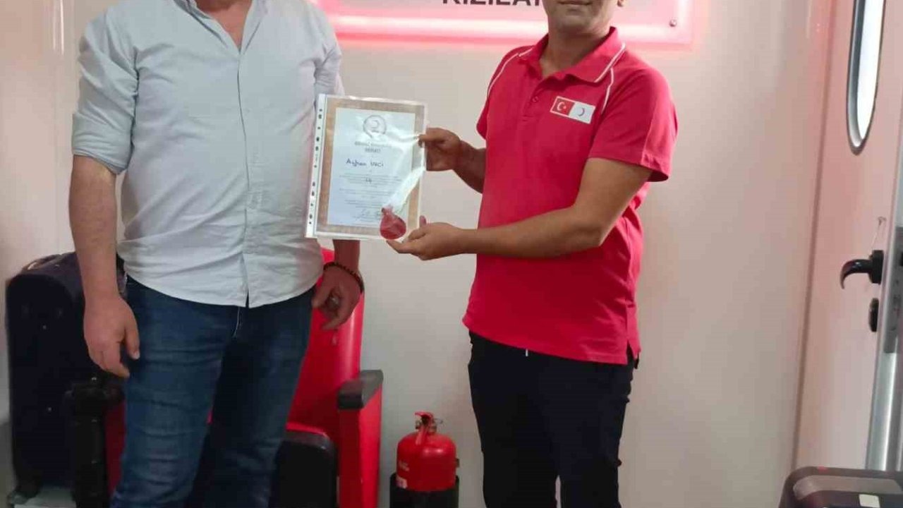 En fazla kan bağışı yapana madalya
