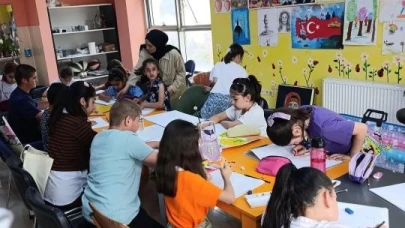 Doğubayazıt’ta hayal gücünü renklerle buluştur etkinliği