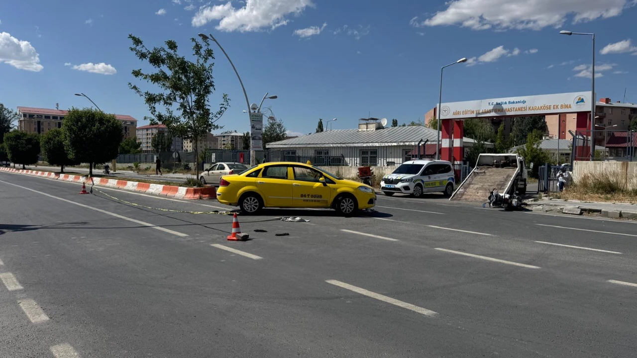 Ağrı’da Trafik Kazası: Motosikletli Çift Hayatını Kaybetti