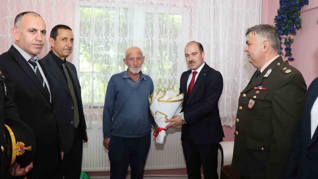 Oltu’da 15 Temmuz Demokrasi ve Millî Birlik Günü etkinlikleri düzenlendi
