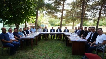 Erciş Sivil Toplum Platformu Ak Parti İl Başkanı Arvas'la Erciş Sorunlarını Dillendirdi