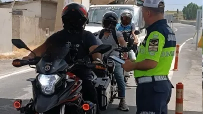 Ağrı’da Kuralsız Sürücülere Ceza Yağdı