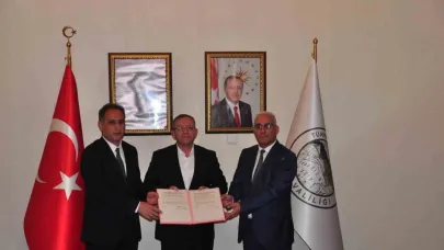 221 çiftçiye 21 bin koyun desteği verildi