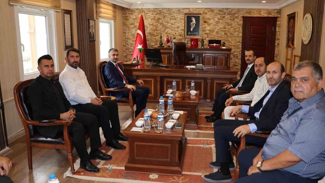 Bakan Yardımcısı Tarıkdaroğlu’ndan İspir’e sosyal hizmet odaklı ziyaret