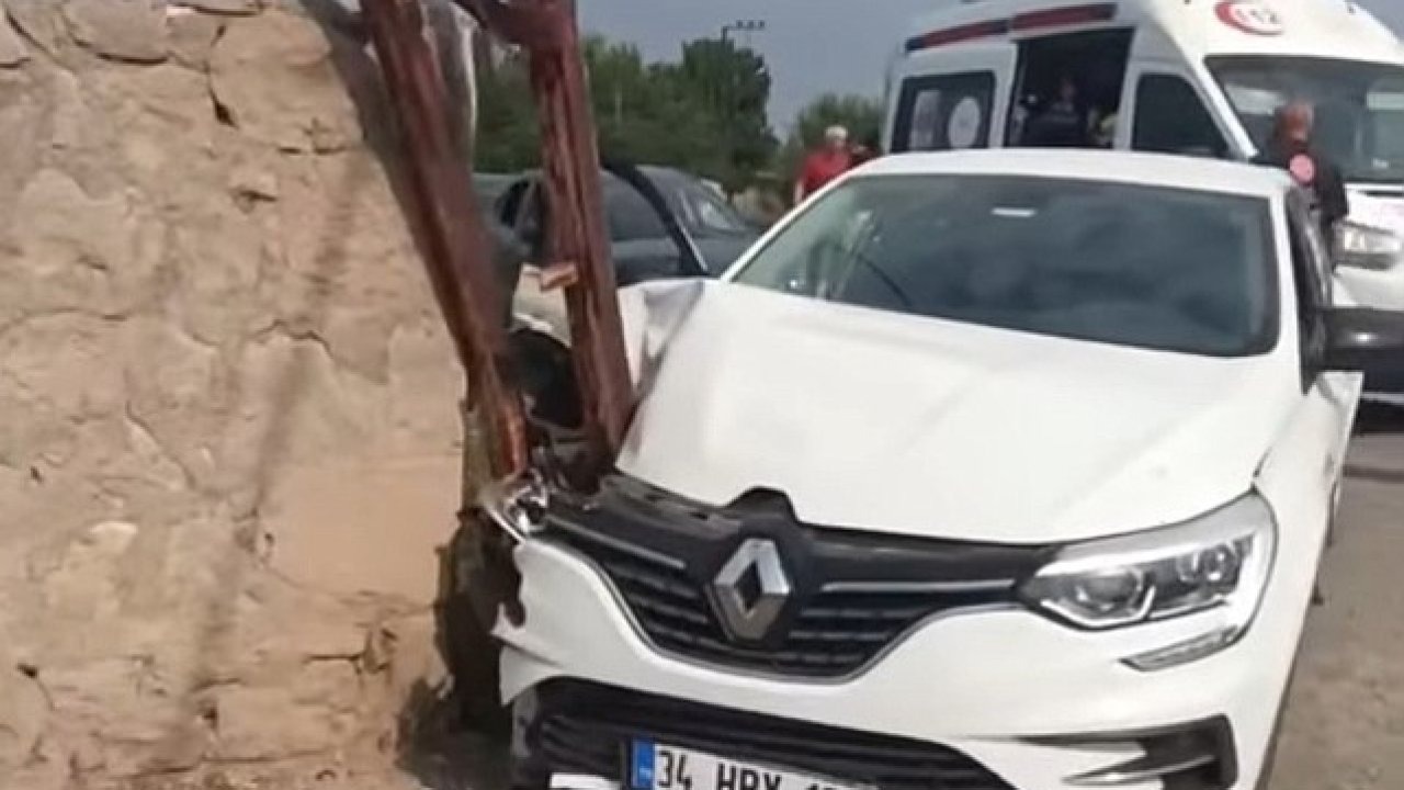 Direğe Çarpan Araçta 1 Kişi Yaralandı