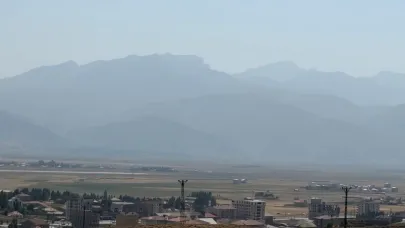 Toz Bulutu İlçeyi Esir Aldı
