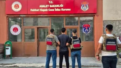 Jandarma kesinleşmiş hapis cezası olan 2 kişi yakaladı