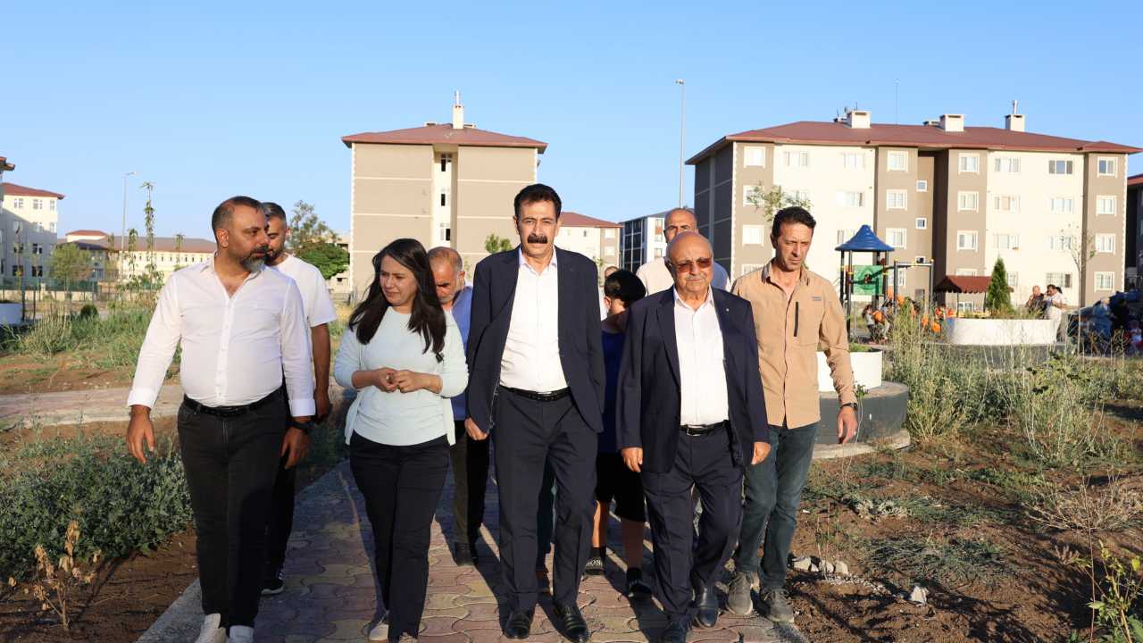 Ağrı’ya İlk Kadın-Erkek Taziye Evi ve Çocuk Oyun Alanı Açıldı