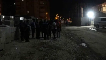 İşçiler arasındaki tartışma taşlı sopalı kavgaya dönüştü: 4 yaralı