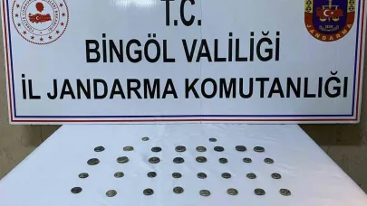 Jandarma 42 adet sikke ele geçirdi
