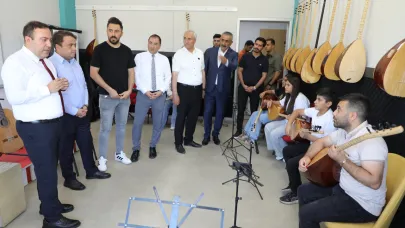 Ağrı Vali Yardımcısı Karataş, Eleşkirt Gençlik Merkezi’nde İncelemelerde Bulundu
