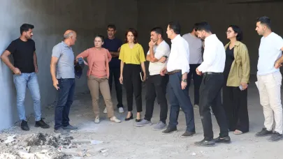 Ağrı’da Kent Meydanı, İtfaiye ve Kademe Binası Projeleri Sürüyor