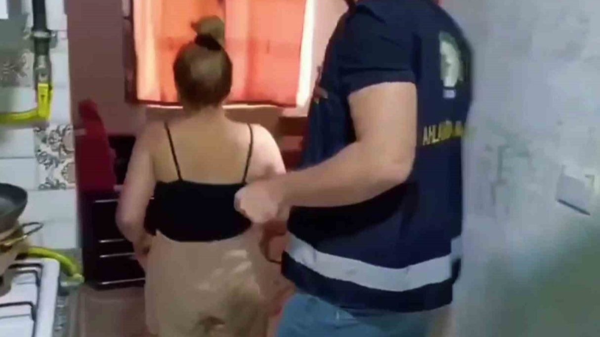 Polis Van’da fuhuş operasyonu gerçekleştirdi: 5 kişi tutuklandı