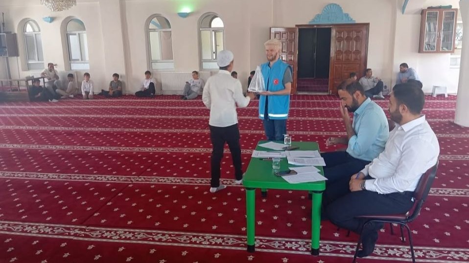 Gürpınar'daki Yaz Kuran Kursu Yarışma İle Sona Erdi