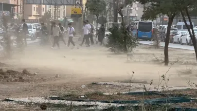 Şehir Merkezi Sahra Çölünü Aratmıyor