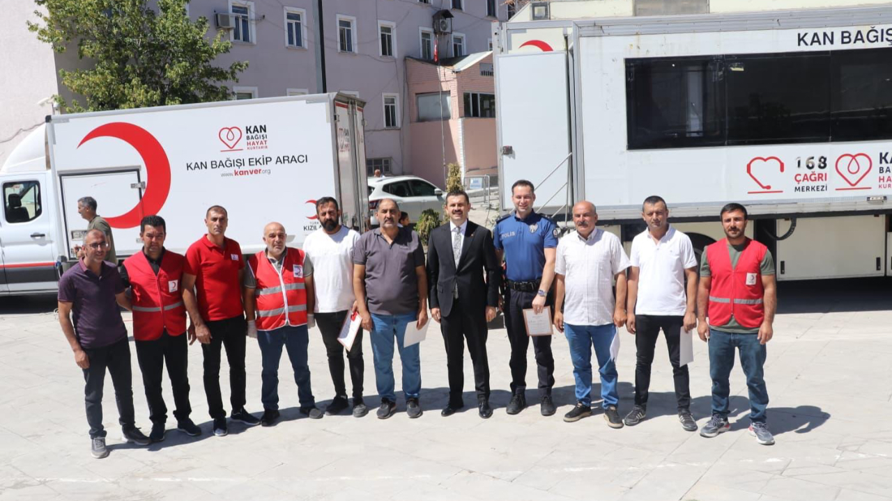 Tutak’ta Kaymakam Coşkun’dan Kan Bağışı Desteği
