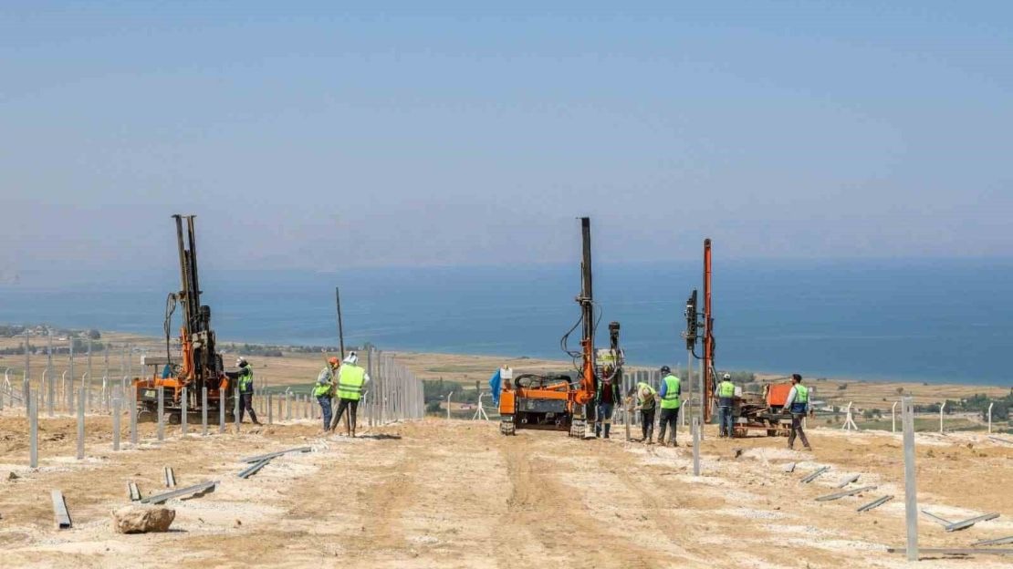 Van Büyükşehir Belediyesi’nden dev güneş enerjisi santrali yatırımı