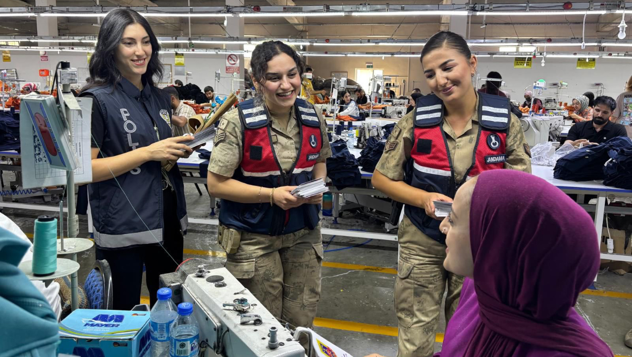Ağrı’da kadınlara KADES uygulaması tanıtıldı