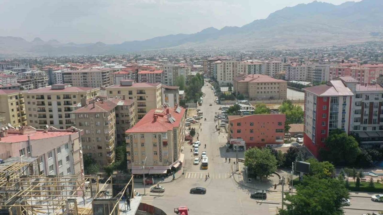 Mareşal Fevzi Çakmak Caddesi yeniliyor