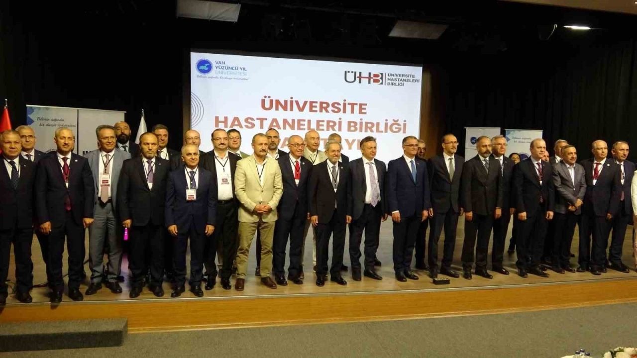 Van’da "Üniversite Hastaneleri Birliği Çalıştayı" başladı