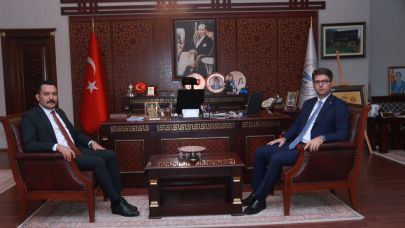 Muradiye Kaymakamından Erciş Kaymakamına Ziyaret