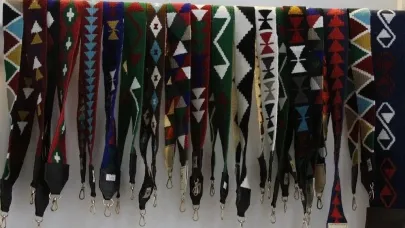 Kilim motifleri hediyelik eşyalara yansıtıldı