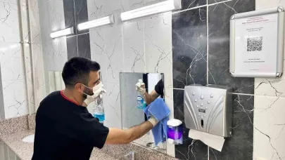 Derecik Devlet Hastanesi’nde QR kod temizlik uygulaması başladı