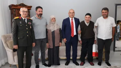 Ağrı Valisi Koç, Şehit Ersin Çelik’in Ailesini Ziyaret Etti