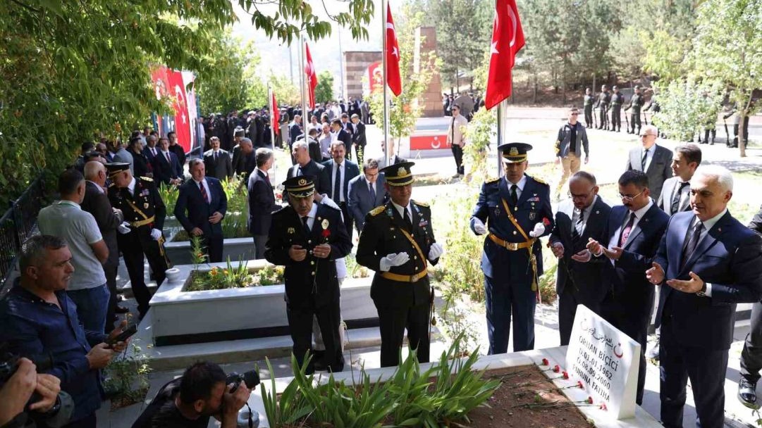 Muş’ta 30 Ağustos Zafer Bayramının 103. yıl dönümü törenle kutlandı