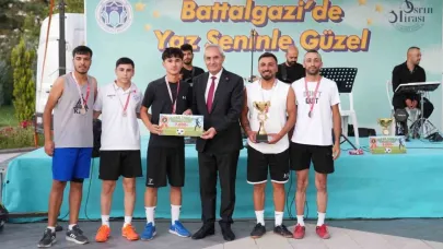 Battalgazi’de 18 takım mücadele etti, kupa Karaman FK’nın oldu