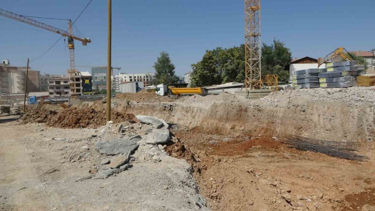 Şantiyede iş kazası: 1 yaralı