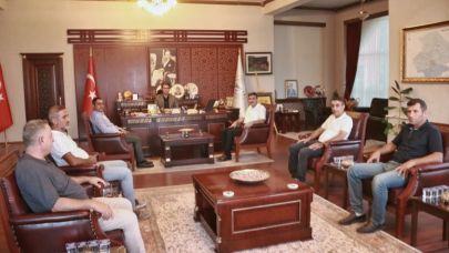 Koop-İş Sendikası Van İl Başkanı Özbek'ten Kaymakam Karaloğlu'na Ziyaret