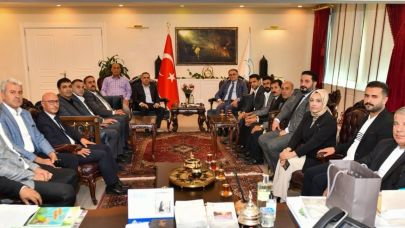 Van Ak Parti İl Başkanı Abdulahat Arvas ve Erciş Ak Parti İlçe Başkanı Abidin Çalışkan'dan Vali Balcıya Ziyaret