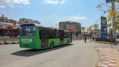 Van Büyükşehir Belediyesinin otobüsleri yeşile büründü