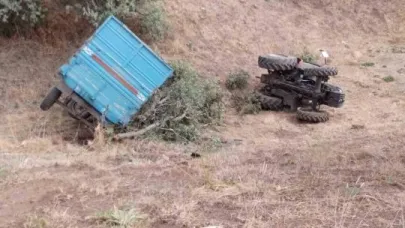 Karayazı’da traktör devrildi